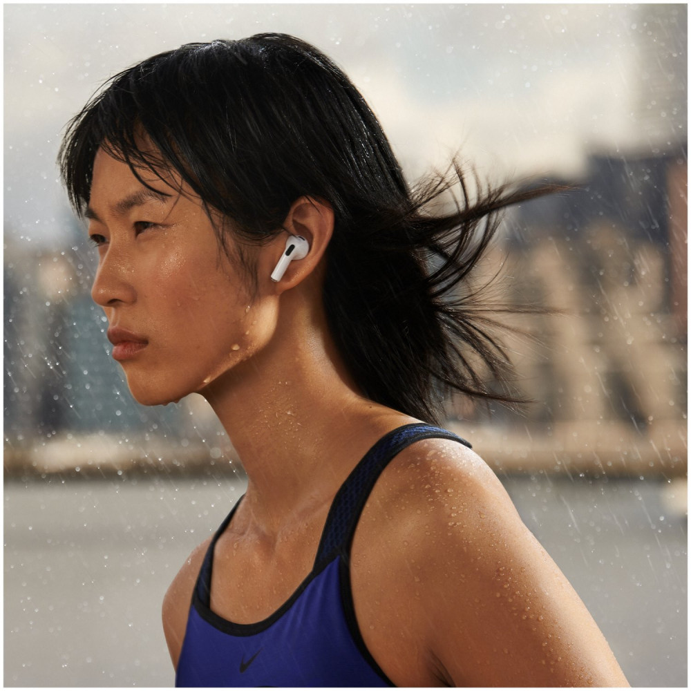 apple-airpods-3rd-generation-with-magsafe-charging-case-white-mme737